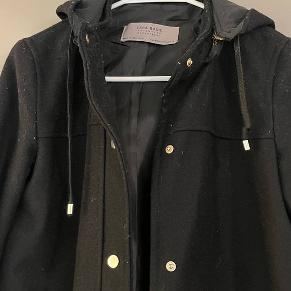 Zara Black peacoat with removable hood with gold buttons - Picture 8 of 8